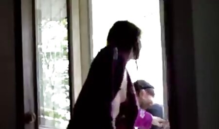 Hombre adulto anal subtitulado disparó a una chica joven y tomó todo en la cámara