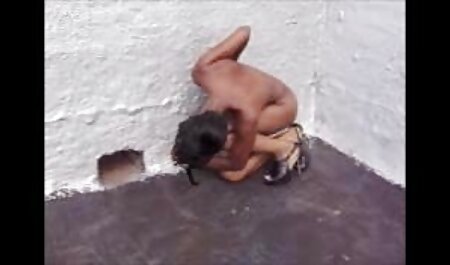 La hombre folla morenas y semen en anal en español su coño